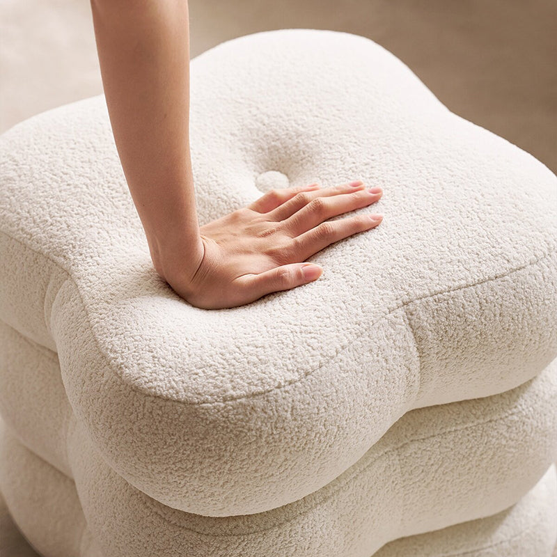 Contemporary Scandinavian Sherpa Fabric Pine Wood Plywood Foam Sponge Decorative Swivel Flower-Shaped Backless Armless Vanity Stool For Bedroom