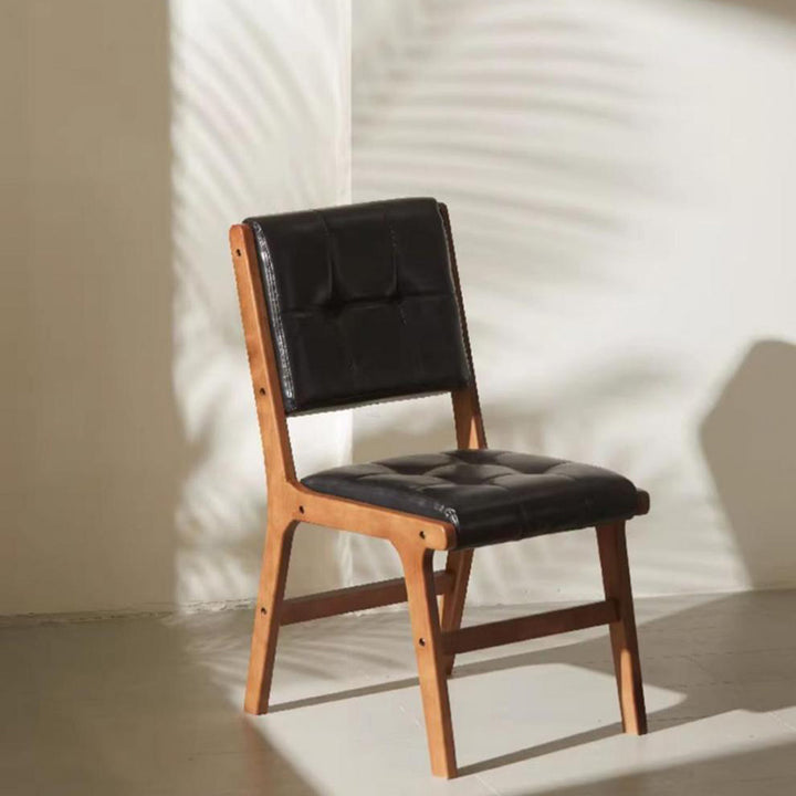 Chaise de salle à manger carrée traditionnelle en cuir PU vintage et bois avec dossier pour salle à manger 