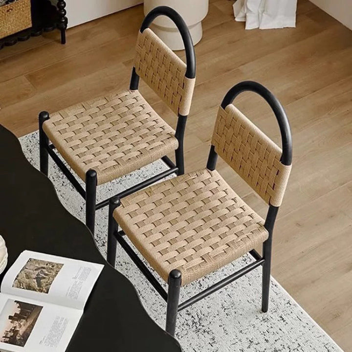 Chaise de salle à manger carrée en bois et corde traditionnelle française avec design tissé pour salle à manger et salon 
