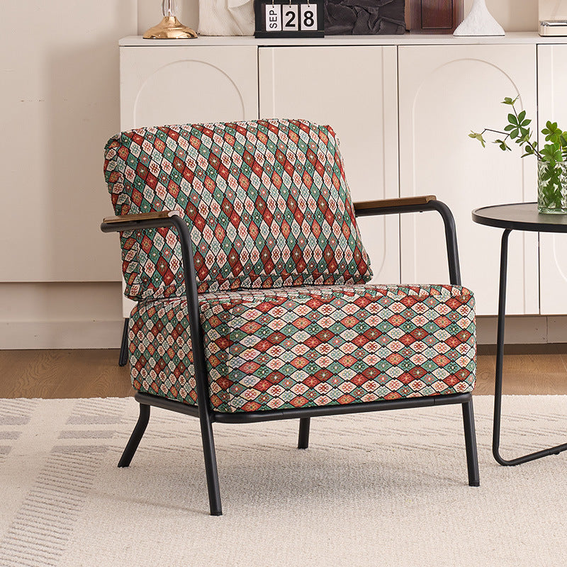 Zeitgenössischer kreativer Akzentstuhl aus Baumwollleinen und Kohlenstoffstahl mit ergonomischem Design für Wohnzimmer und Schlafzimmer 