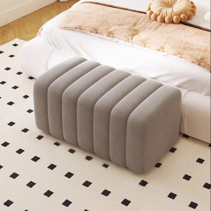 Zeitgenössische nordische Holz- und Samt-Rechteckbank für Eingangsbereich, Schlafzimmer, Wohnzimmer 