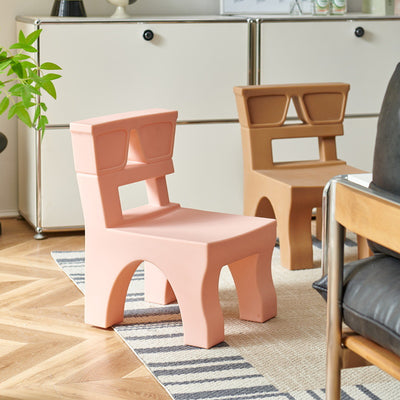 Zeitgenössischer nordischer quadratischer Kunststoffhocker für Kinderzimmer & Wohnzimmer 