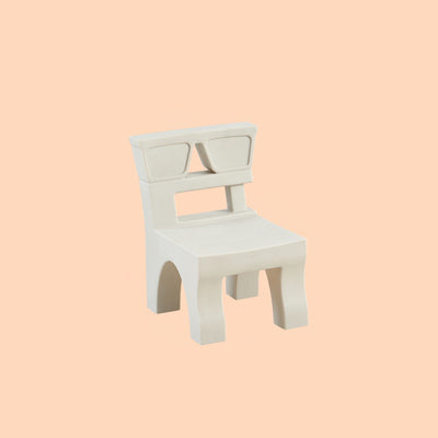 Zeitgenössischer nordischer quadratischer Kunststoffhocker für Kinderzimmer & Wohnzimmer 