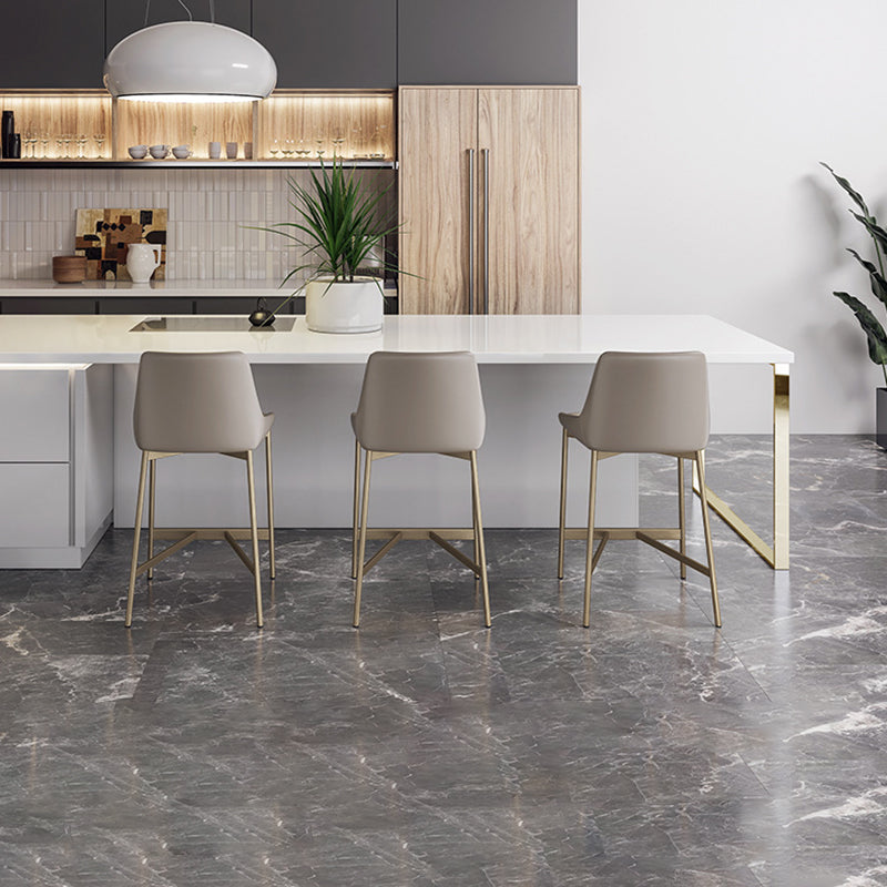 Tabouret de bar courbé en cuir PU minimaliste moderne et en acier au carbone pour salle à manger et salon 