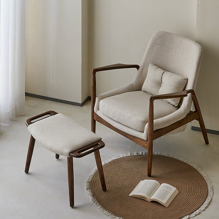 Zeitgenössischer nordischer Leder-, Stoff- &amp; Holz-Akzentstuhl mit geschwungener Form für Schlafzimmer &amp; Wohnzimmer 