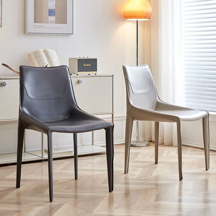 Moderner minimalistischer Sattel Leder &amp; Kohlenstoffstahl gebogener quadratischer Esszimmerstuhl für Esszimmer &amp; Wohnzimmer 