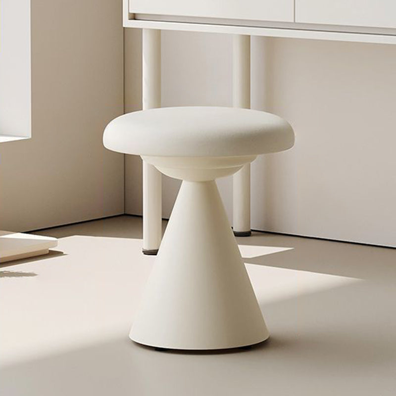 Tabouret de vanité conique rond en cuir nordique contemporain et fer pour chambre et salon 