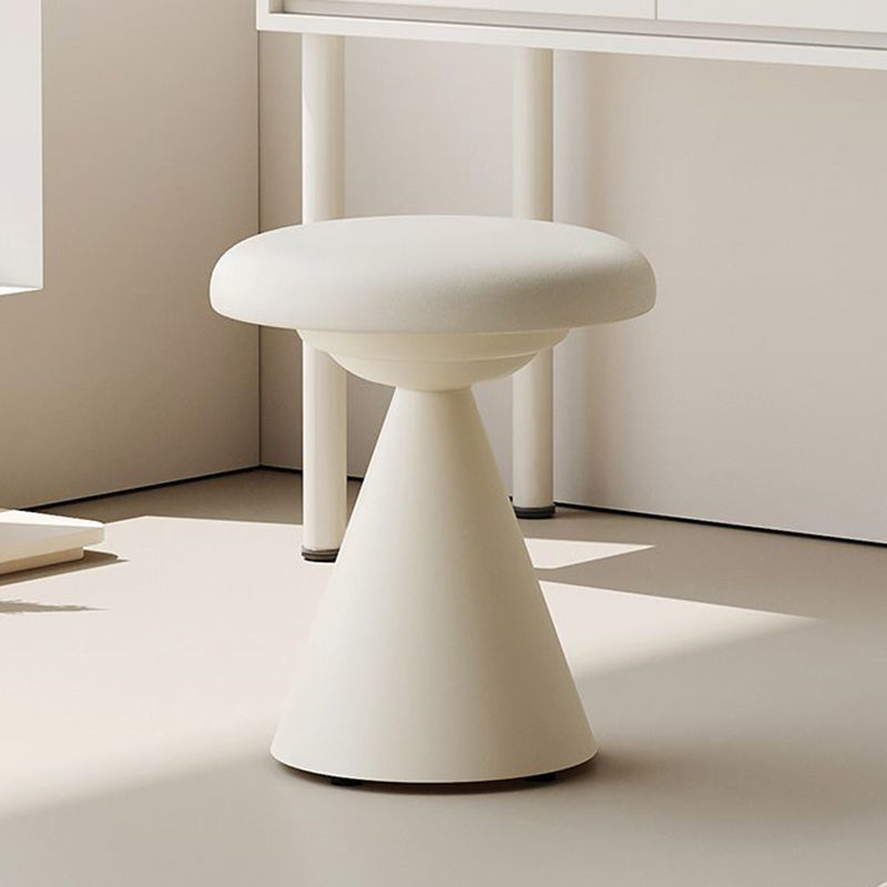 Tabouret de vanité conique rond en cuir nordique contemporain et fer pour chambre et salon 