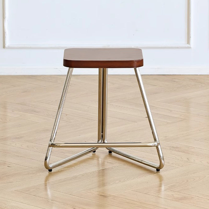 Taburete bajo rectangular contemporáneo de madera nórdica y acero inoxidable con base triangular para dormitorio, sala de estar, comedor 