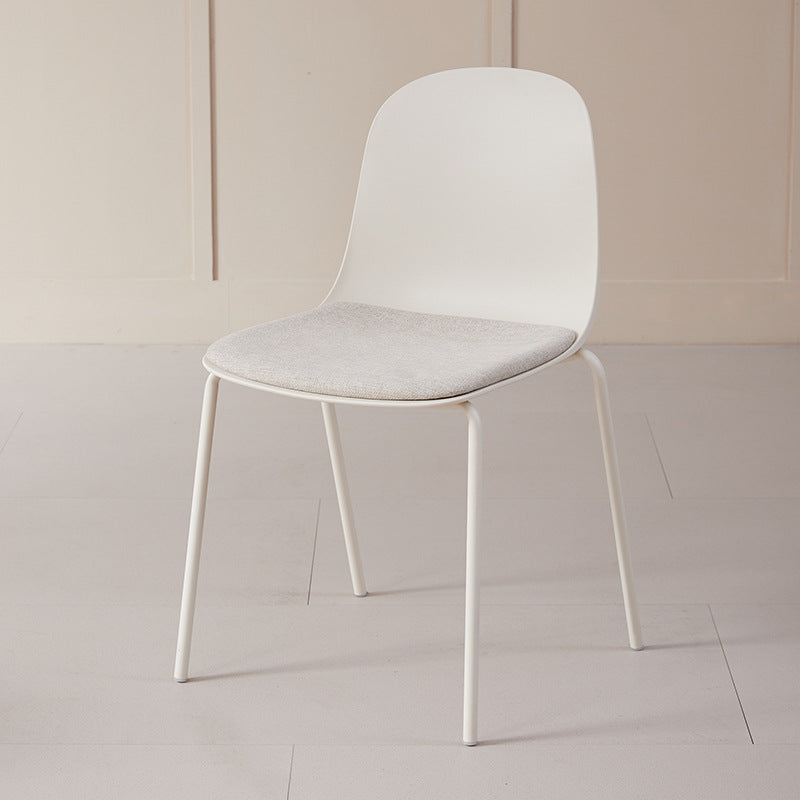 Chaise de salle à manger carrée incurvée en tissu minimaliste moderne et PE pour salon, chambre et cuisine 