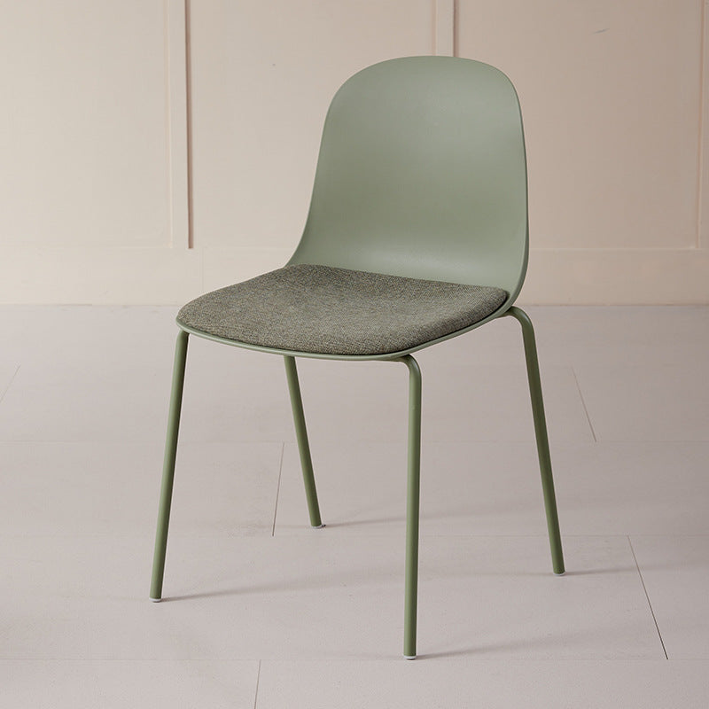 Moderner minimalistischer Stoff- & PE-gekrümmter quadratischer Esszimmerstuhl für Wohnzimmer, Schlafzimmer und Küche 