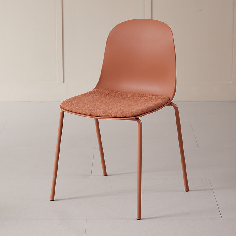 Chaise de salle à manger carrée incurvée en tissu minimaliste moderne et PE pour salon, chambre et cuisine 