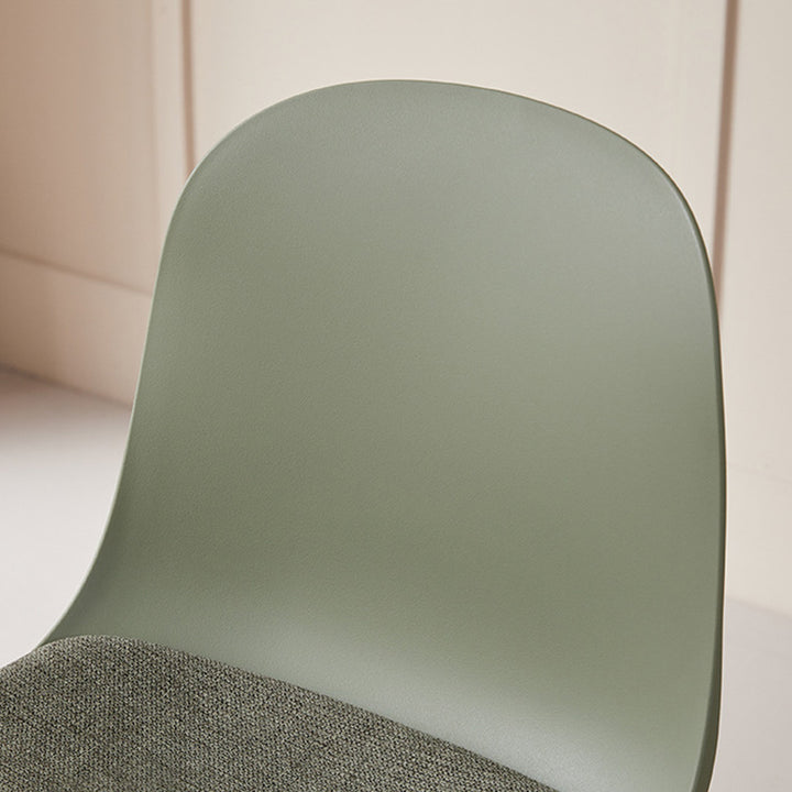 Chaise de salle à manger carrée incurvée en tissu minimaliste moderne et PE pour salon, chambre et cuisine 