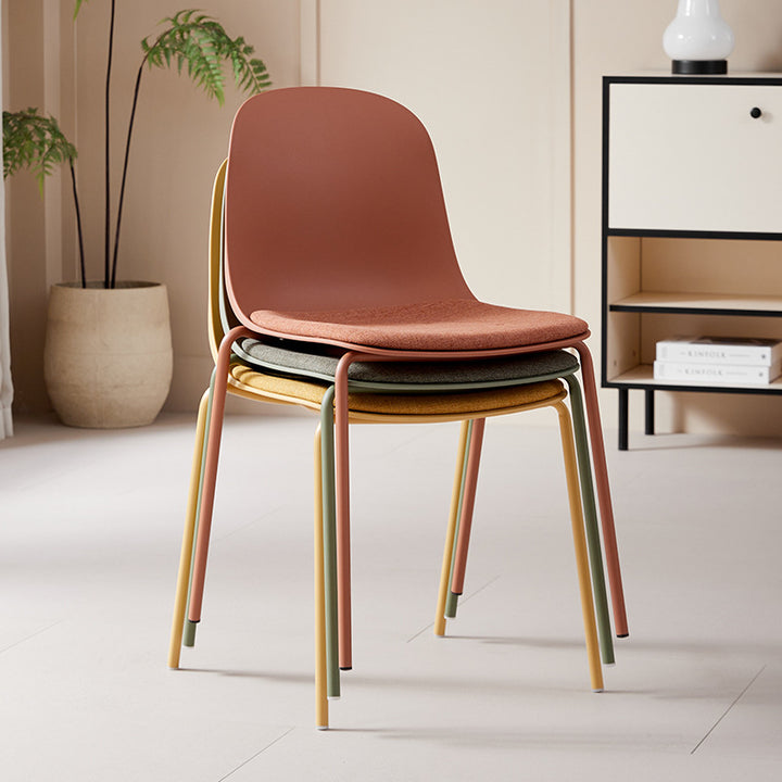 Chaise de salle à manger carrée incurvée en tissu minimaliste moderne et PE pour salon, chambre et cuisine 