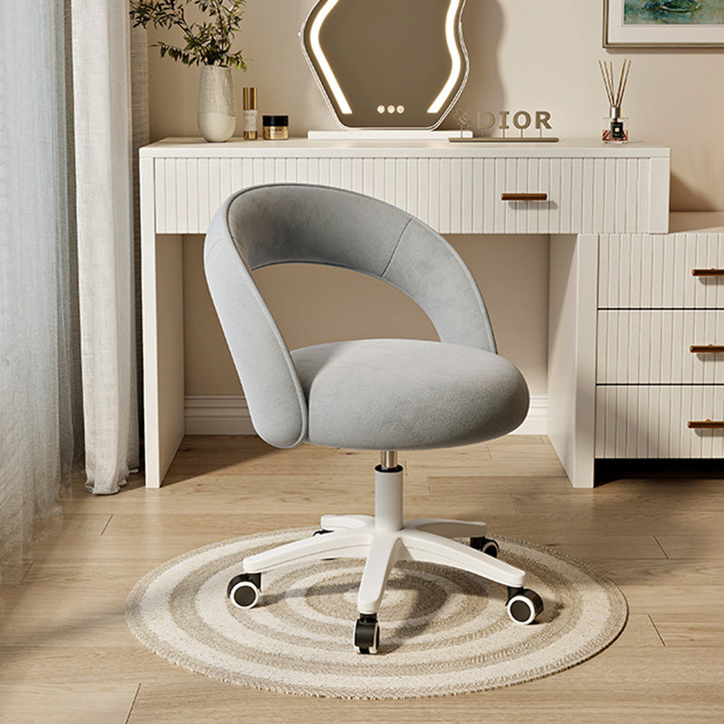 Tabouret de coiffeuse rond incurvé en velours et nylon nordique contemporain avec pivotement et hauteur réglable pour chambre et salon 