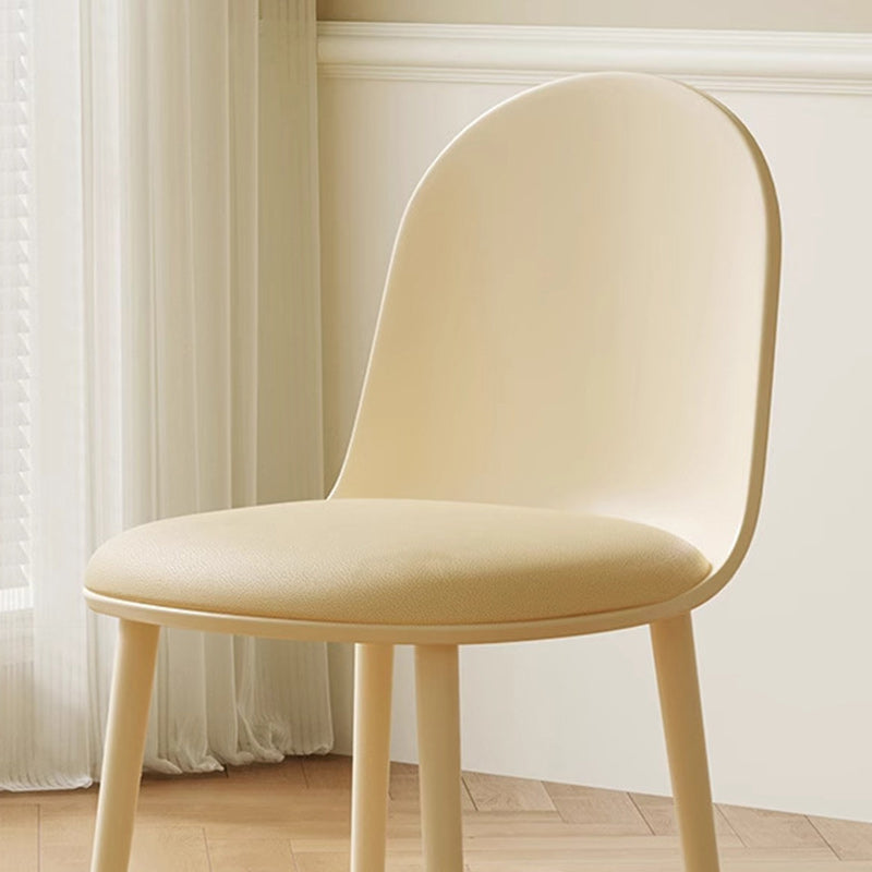 Chaise de salle à manger moderne minimaliste en velours, cuir Napa et plastique avec design ergonomique pour chambre, salon et cuisine 