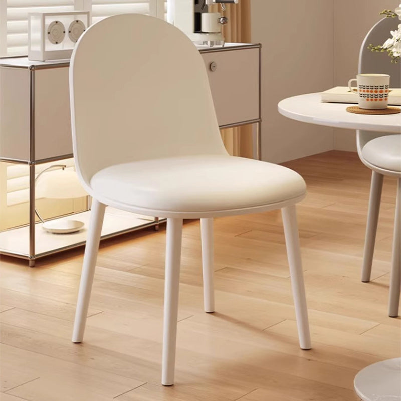 Chaise de salle à manger moderne minimaliste en velours, cuir Napa et plastique avec design ergonomique pour chambre, salon et cuisine 