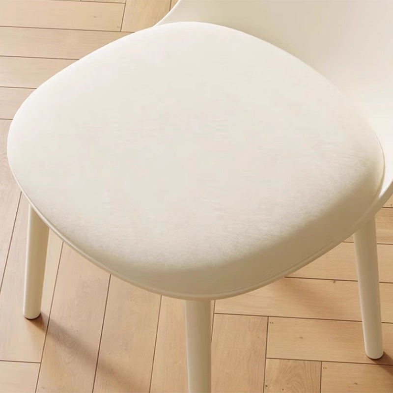 Chaise de salle à manger moderne minimaliste en velours, cuir Napa et plastique avec design ergonomique pour chambre, salon et cuisine 