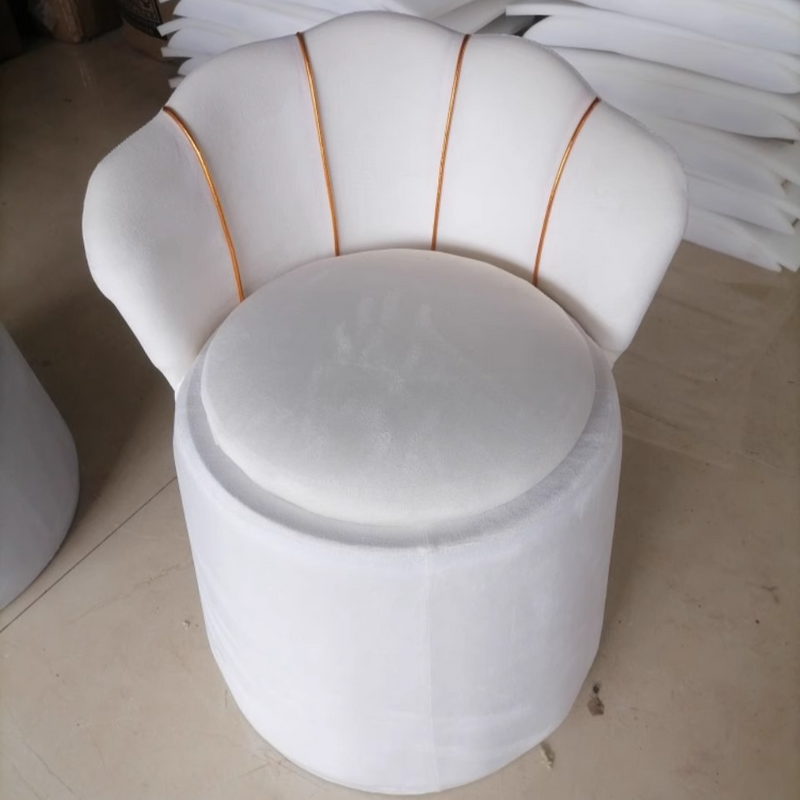 Tabouret de coiffeuse rond en velours nordique contemporain et en bois en forme de pétale avec 1 rangement pour chambre et salon 