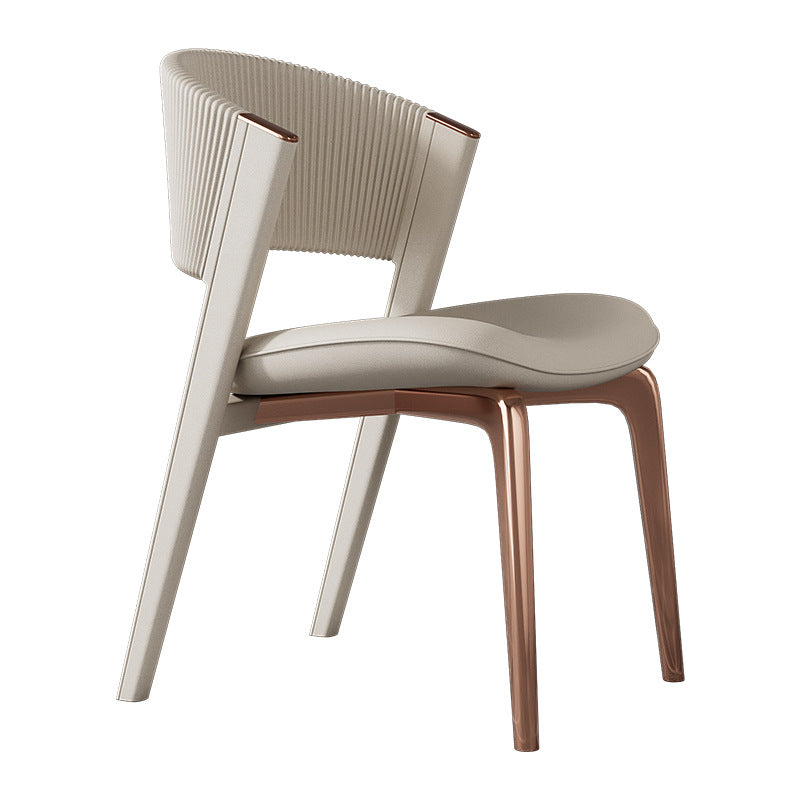 Chaise de salle à manger courbée en cuir microfibre de luxe moderne et en acier inoxydable avec coussinets antidérapants pour chambre, salon et salle à manger 