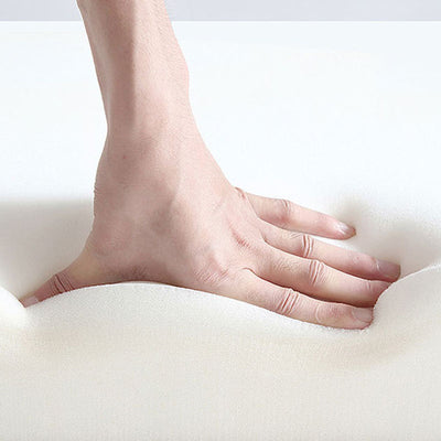 Chaise d'accent ronde incurvée en laine d'agneau nordique contemporaine et en acier au carbone pour chambre et salon 