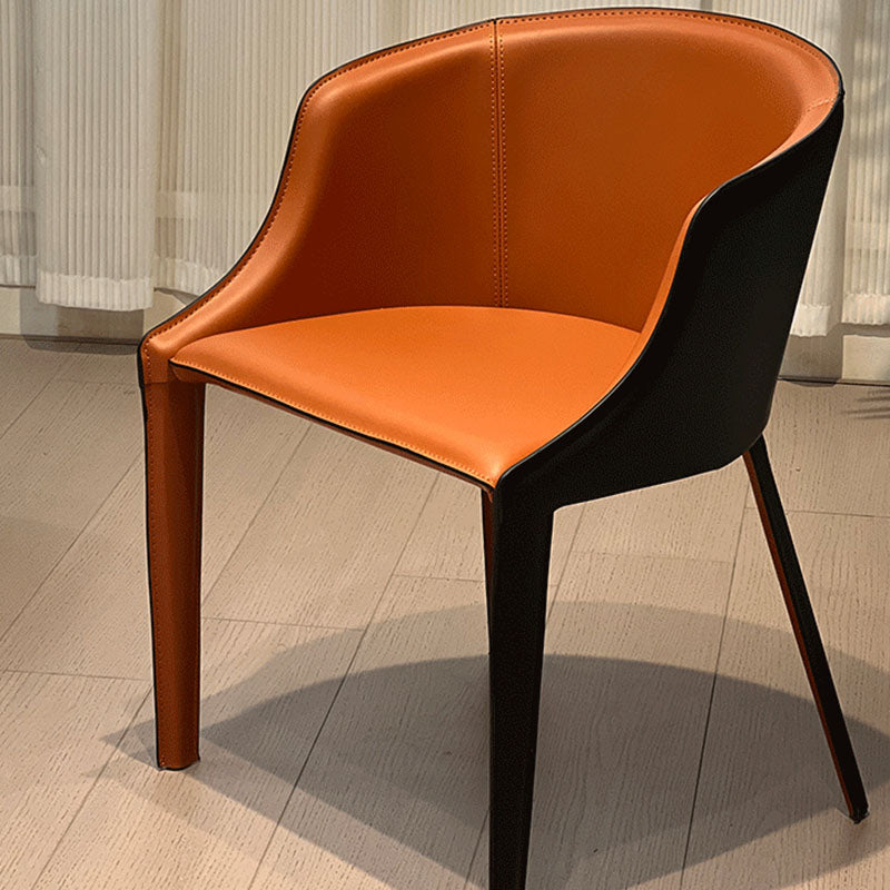 Moderner minimalistischer Faux-Sattel-Leder- und Kohlenstoffstahl-gekrümmter Esszimmerstuhl für Esszimmer, Schlafzimmer &amp; Wohnzimmer 