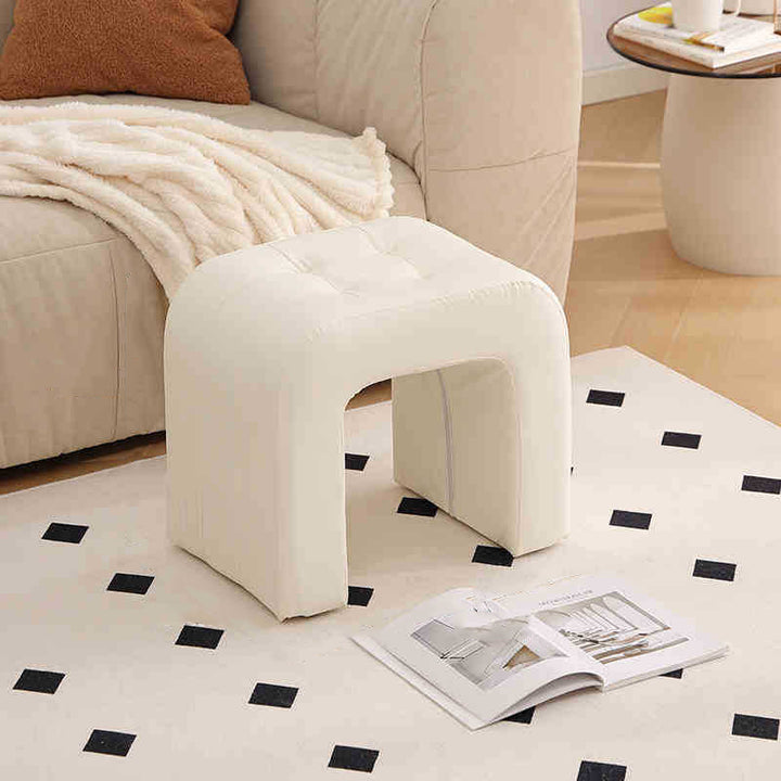 Tabouret de coiffeuse contemporain scandinave en bois massif avec arche ronde, griffoir pour chat en cuir et mousse, sans dossier ni accoudoirs pour chambre à coucher 