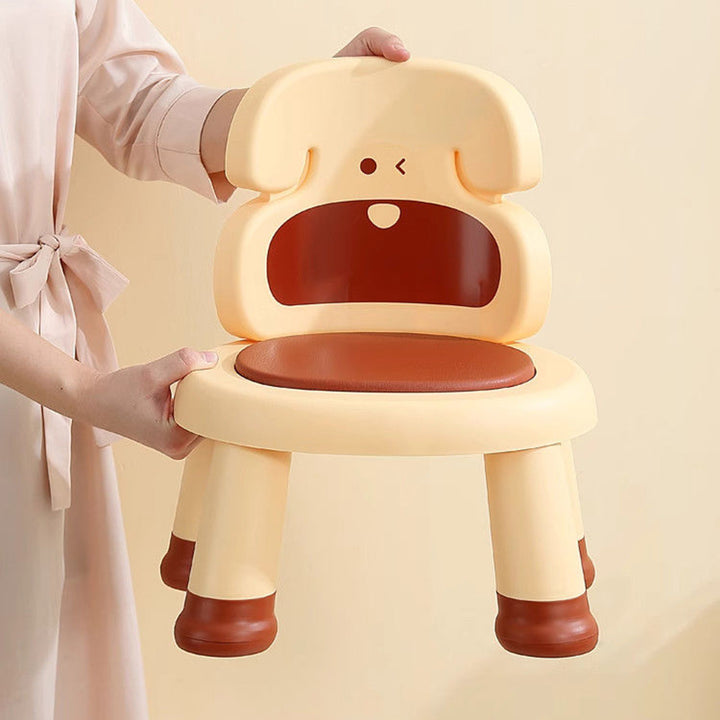 Moderner Art Deco Cartoon Hund-förmiger PP Kunststoff Kinderhocker Rückenlehne ohne Armlehnen für Wohnzimmer 