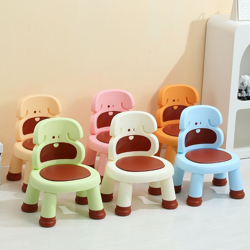 Moderner Art Deco Cartoon Hund-förmiger PP Kunststoff Kinderhocker Rückenlehne ohne Armlehnen für Wohnzimmer 