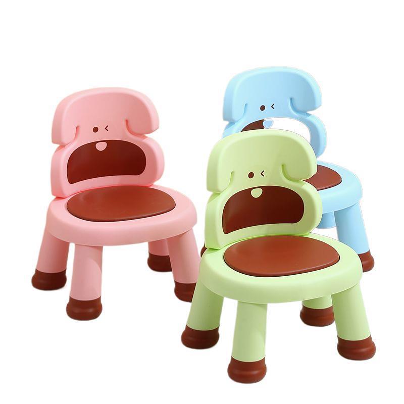 Moderner Art Deco Cartoon Hund-förmiger PP Kunststoff Kinderhocker Rückenlehne ohne Armlehnen für Wohnzimmer 