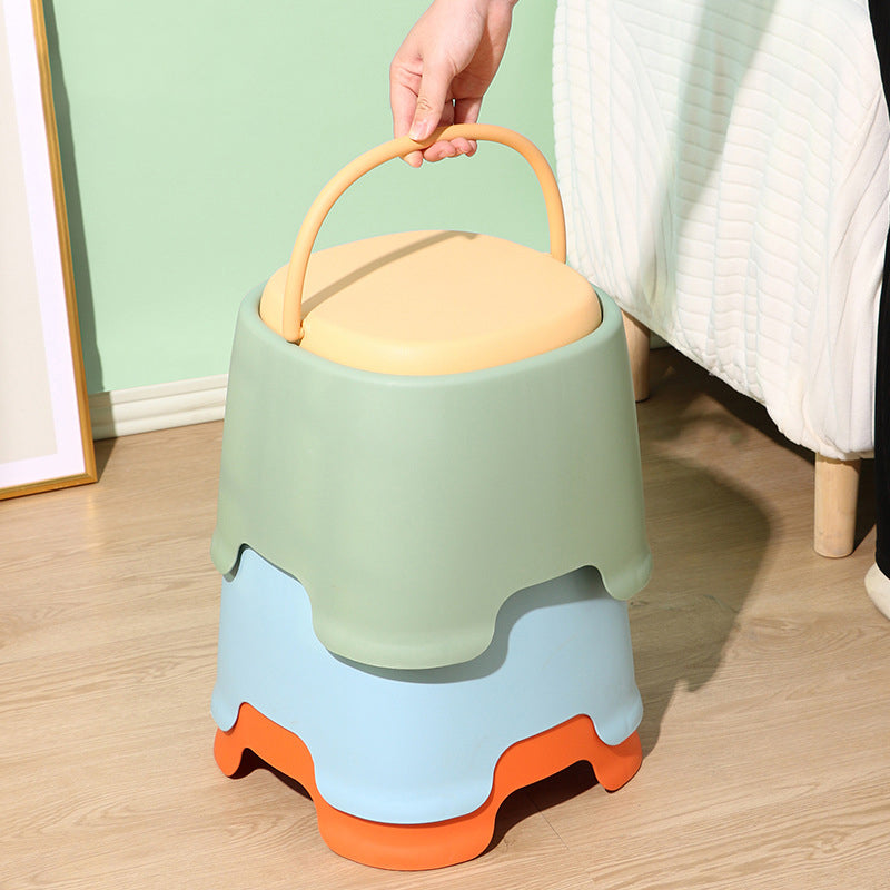 Tabouret bas portable empilable en plastique PP à forme carrée arrondie, style nordique contemporain, sans dossier ni accoudoirs, pour salon 