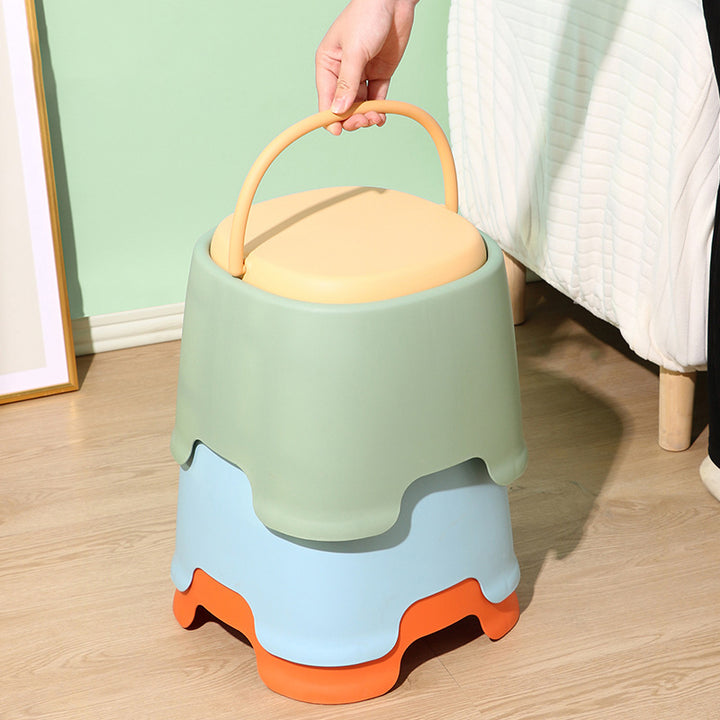 Tabouret bas portable empilable en plastique PP à forme carrée arrondie, style nordique contemporain, sans dossier ni accoudoirs, pour salon 