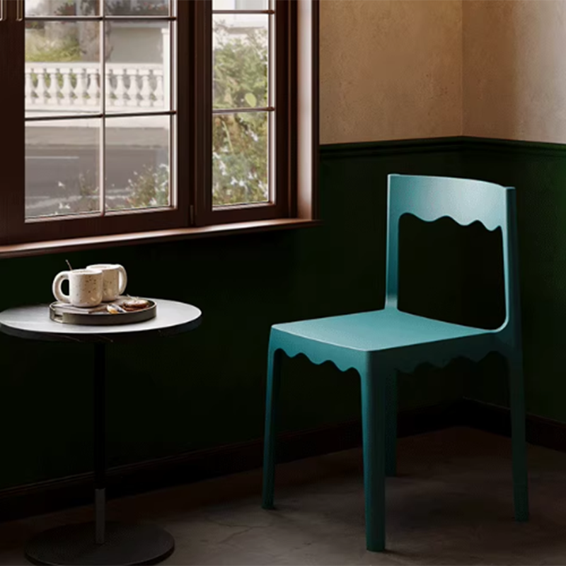 Chaise de salle à manger empilable carrée en plastique PP, style nordique contemporain, sans accoudoirs, avec dossier, pour salle à manger 
