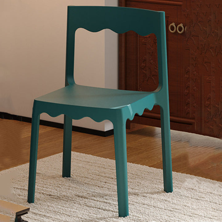 Chaise de salle à manger empilable carrée en plastique PP, style nordique contemporain, sans accoudoirs, avec dossier, pour salle à manger 