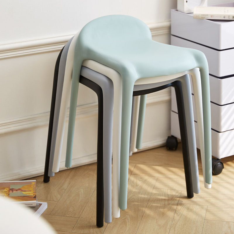 Chaise de salle à manger empilable en plastique PP incurvé, minimaliste moderne, sans dossier ni accoudoirs, pour salle à manger 