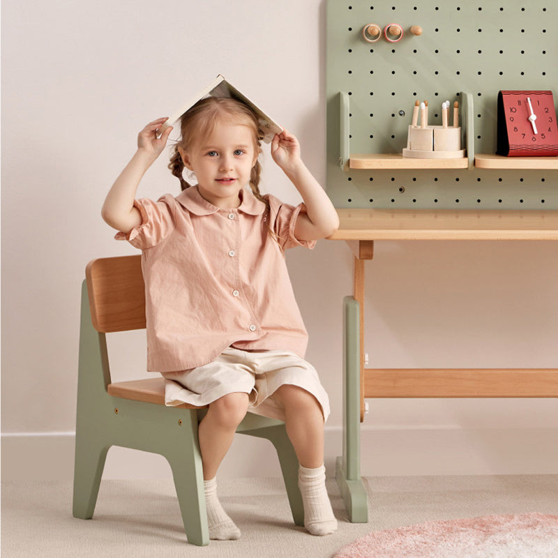 Tabouret bas contemporain nordique trapézoïdal durable en bois de hêtre pour enfants, sans dossier ni accoudoirs, pour salon 