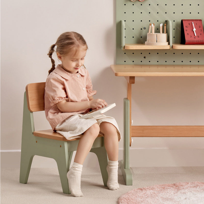 Tabouret bas contemporain nordique trapézoïdal durable en bois de hêtre pour enfants, sans dossier ni accoudoirs, pour salon 