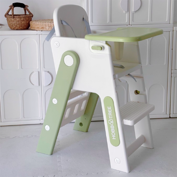 Zeitgenössischer nordischer umweltfreundlicher HDPE PP Kunststoff trapezförmiger Kinder faltbarer verstellbarer Esszimmerstuhl Rückenlehne Armlehne für Esszimmer 