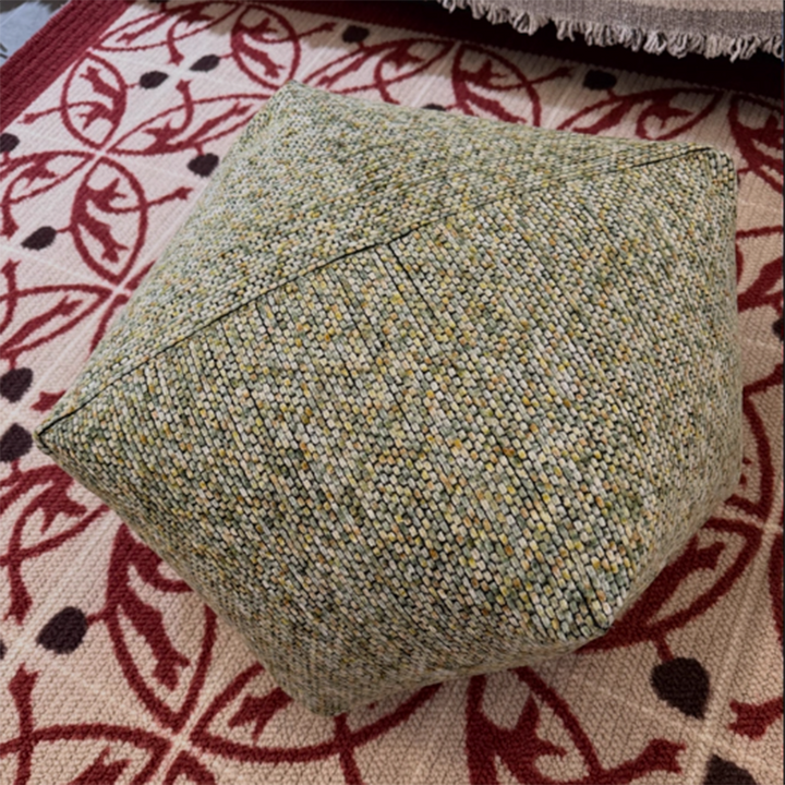 Tabouret bas portable en polyester EPP de style scandinave contemporain en forme d&