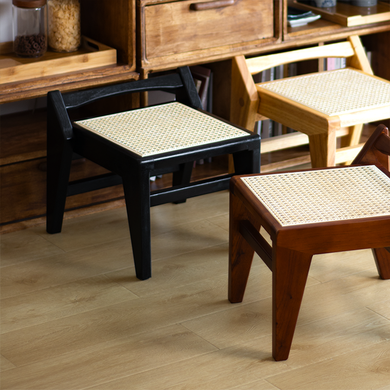 Taburete bajo trapezoidal ligero y portátil, sin respaldo ni reposabrazos, de madera de toon chino rústico tradicional y tejido de ratán, para entrada y pasillo 