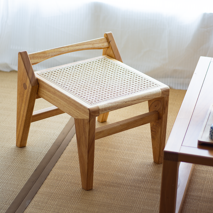 Taburete bajo trapezoidal ligero y portátil, sin respaldo ni reposabrazos, de madera de toon chino rústico tradicional y tejido de ratán, para entrada y pasillo 