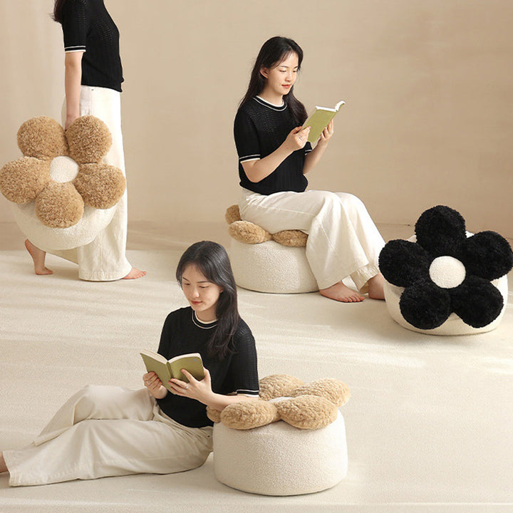 Contemporary Nordic de felpa suave Teddy con bolitas de EPP, diseño de pétalos, desenfundable y lavable, taburete bajo sin respaldo ni reposabrazos para sala de estar 