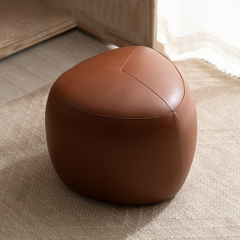 Taburete bajo sin respaldo ni reposabrazos de madera de pino escandinava contemporánea, cuero sintético, esponja, forma triangular redondeada, para sala de estar 