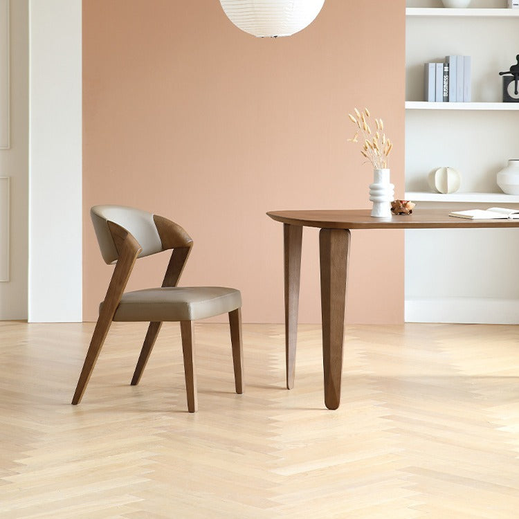 Chaise de salle à manger carrée semi-ronde en cuir microfibre créatif contemporain en bois de frêne avec dossier scientifique pour salon et salle à manger 