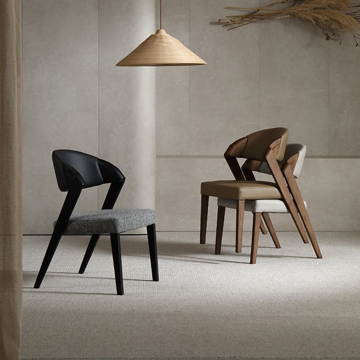 Chaise de salle à manger carrée semi-ronde en cuir microfibre créatif contemporain en bois de frêne avec dossier scientifique pour salon et salle à manger 