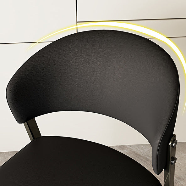 Zeitgenössischer skandinavischer PU-Leder-Kohlenstoffstahl-Rundquadrat-Gebogener Esszimmerstuhl-Rückenlehne für Wohnzimmer &amp; Esszimmer 