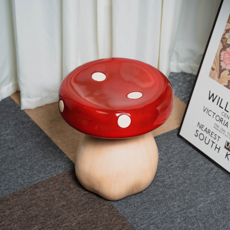 Tabouret bas en forme de champignon en fibre de verre et plastique Art Déco moderne pour chambre et salon 