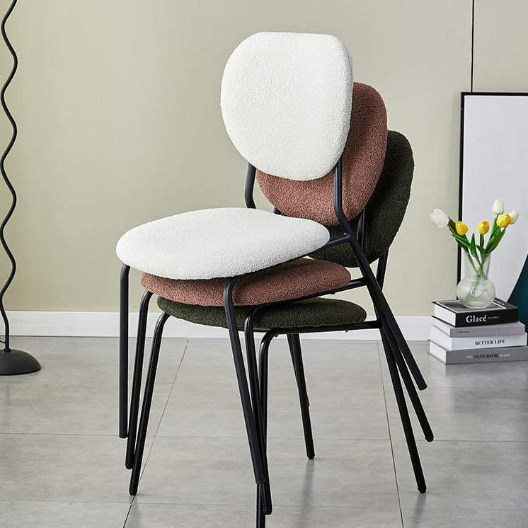 Silla de comedor redonda de hierro de terciopelo escandinavo contemporáneo con respaldo para sala de estar 
