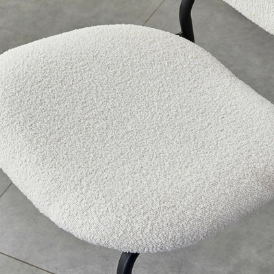 Silla de comedor redonda de hierro de terciopelo escandinavo contemporáneo con respaldo para sala de estar 