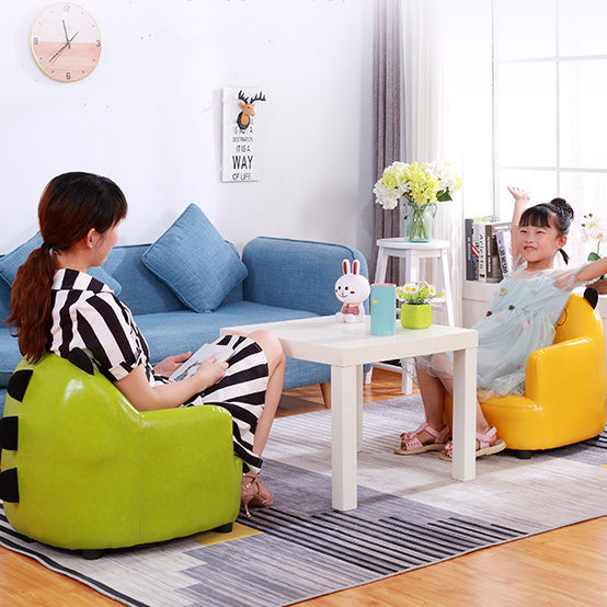 Moderner Art-Deco-Stuhl für Kinder aus ölgewachstem Leder und massivem Holz in Tierform mit Rückenlehne und Armlehnen für Schlafzimmer und Wohnzimmer 